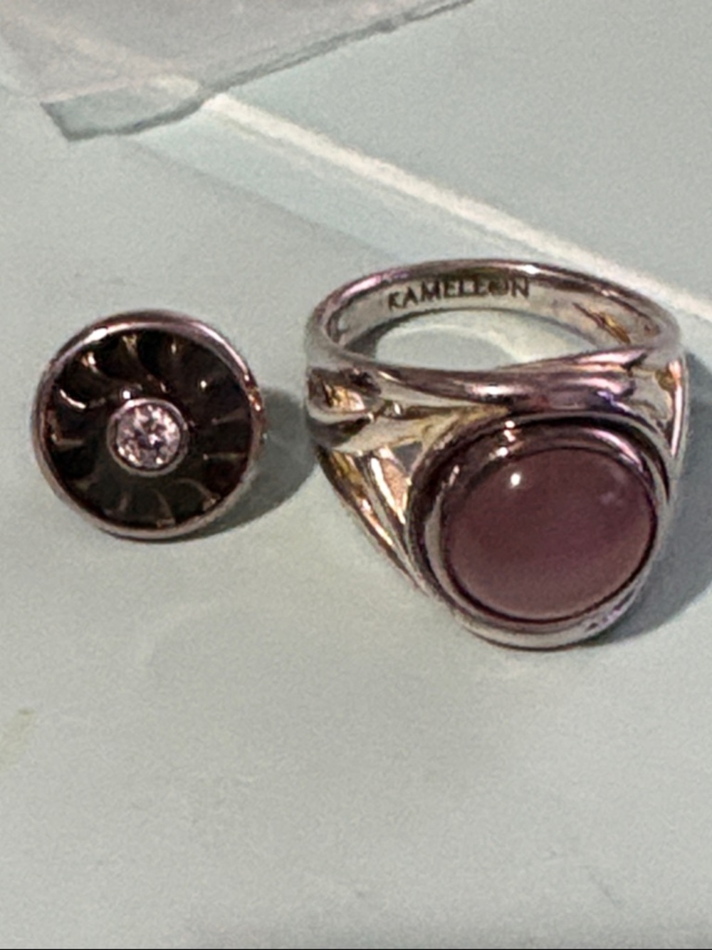 Kameleon Silver Ring with Mauve Cabochon and extra jewel pop size 5